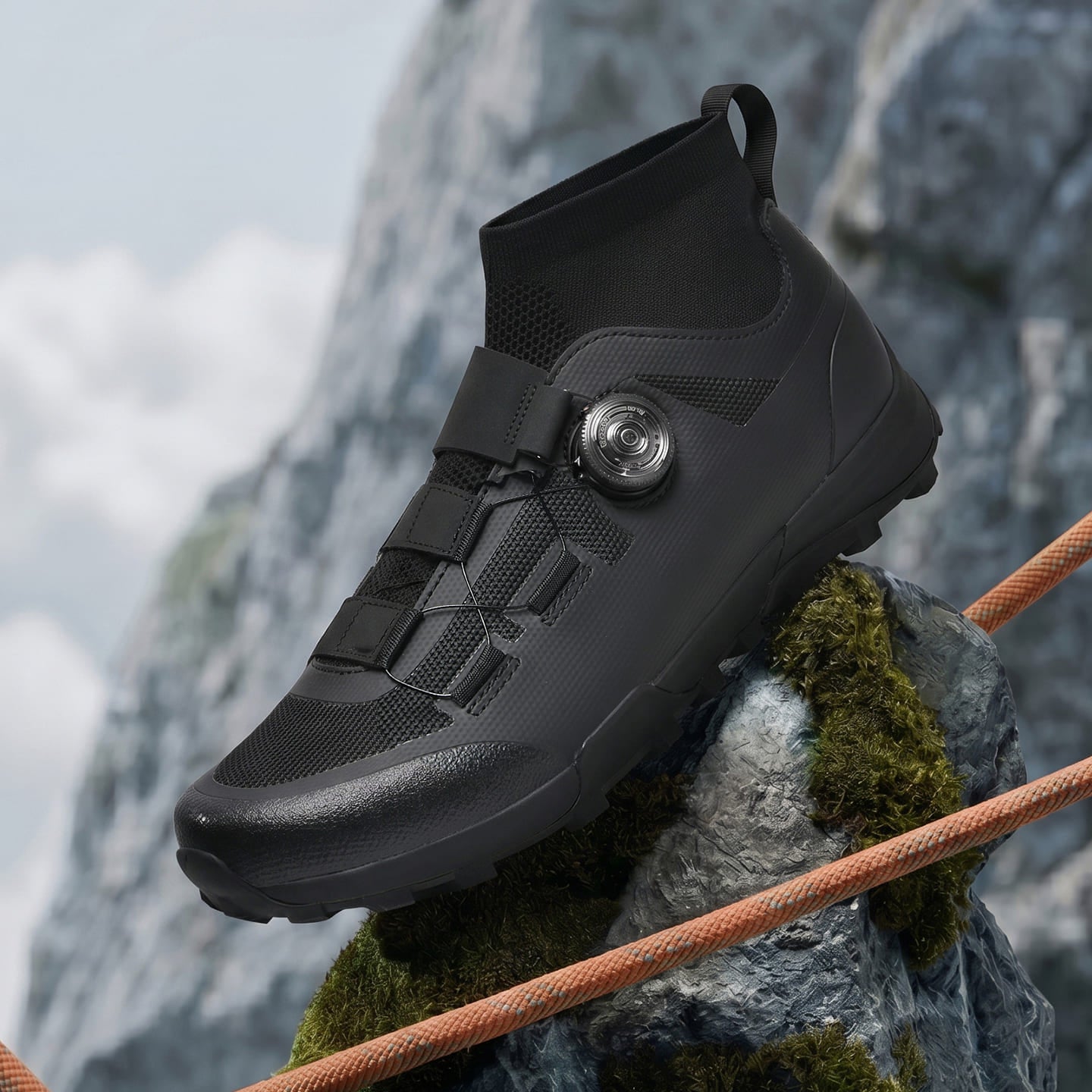 Compatible with Both SPD and Flat Pedals,Mountain Bike Shoes with Single Knob Fastening,for Indoor Outdoor Biking,with SPD Cleats