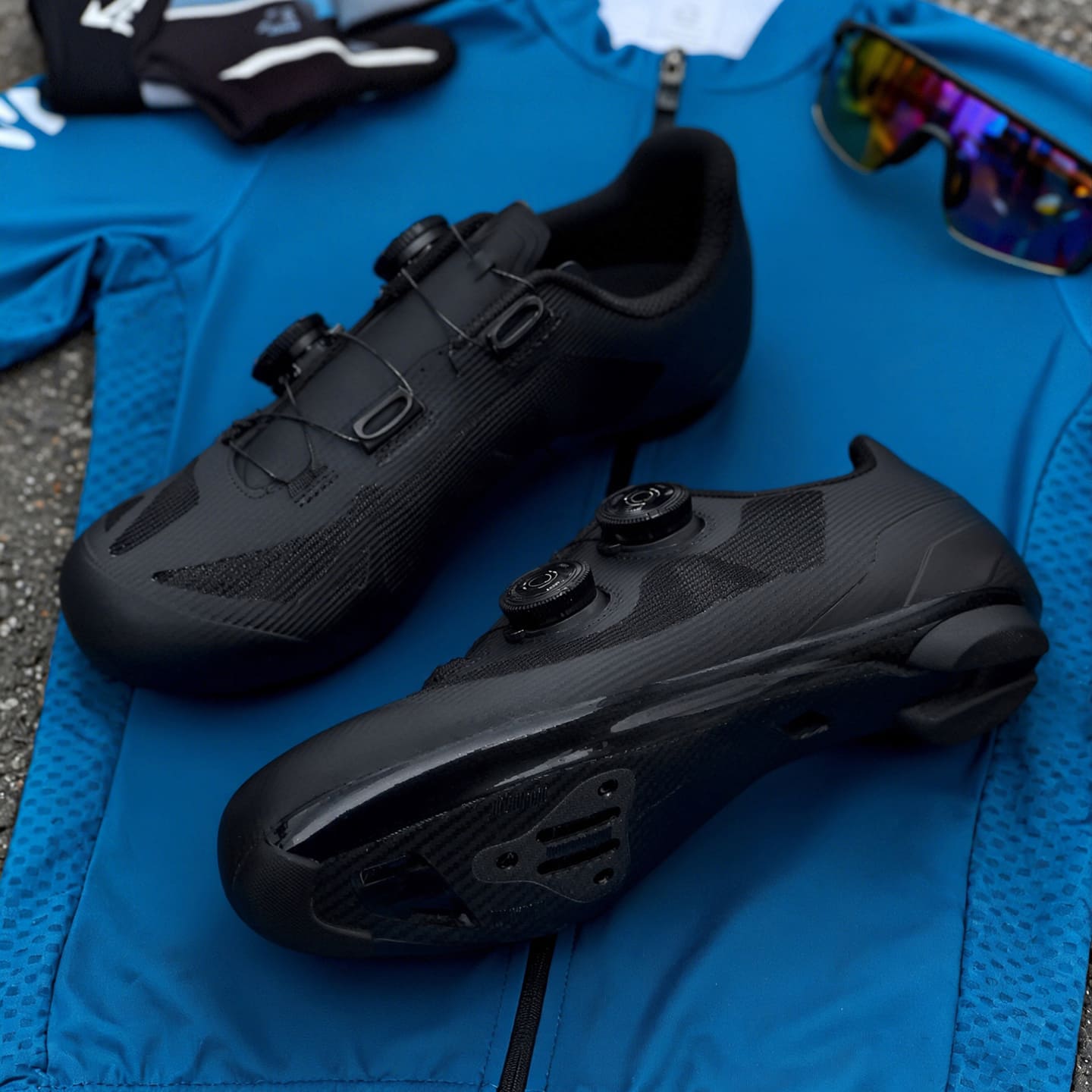 Compatible with  Indoor and Outdoor Road Bike Riding Shoes